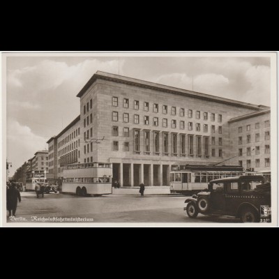 Reichsluftfahrtministerium (heute Finanzministerium)