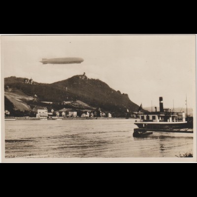 Graf Zeppelin über dem Drachenfels 