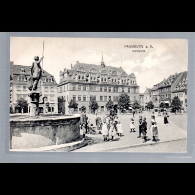 Namburg a. S. Marktplatz
